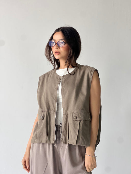 Oversized Cargo Zip Vest –Olive