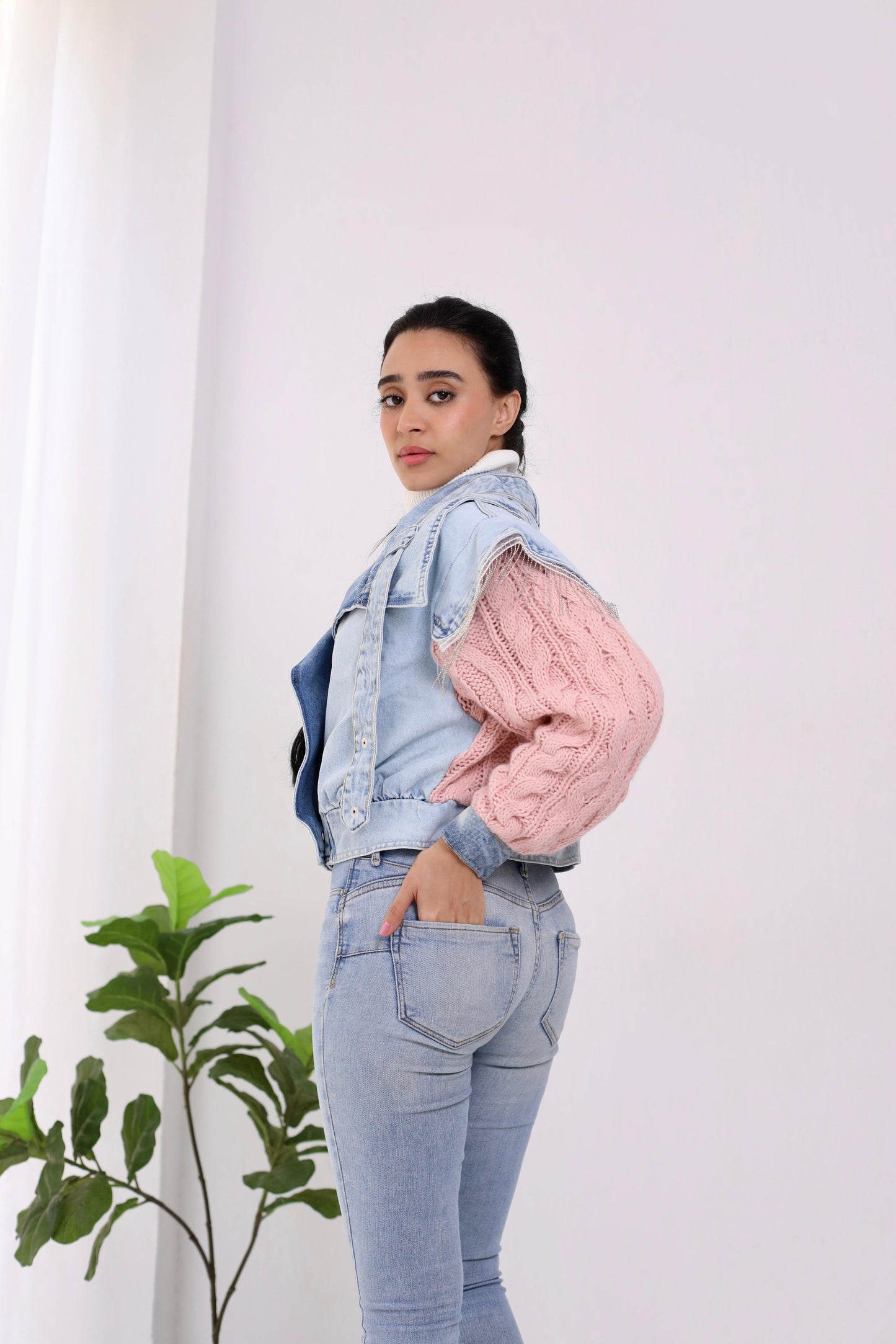 Jeans cropped jacket with Knitting sleeves and knitting back