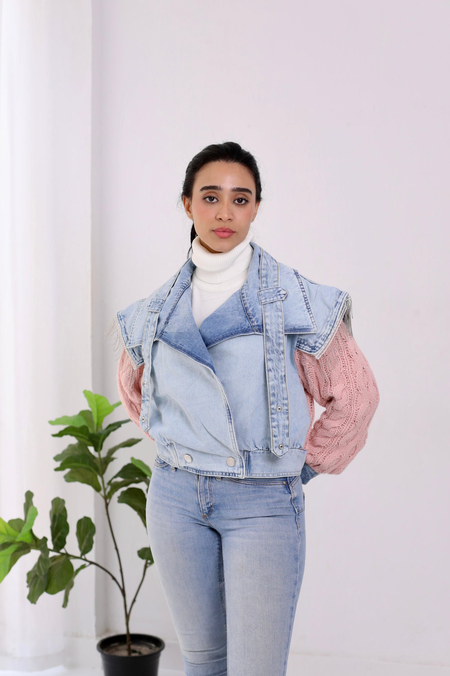 Jeans cropped jacket with Knitting sleeves and knitting back