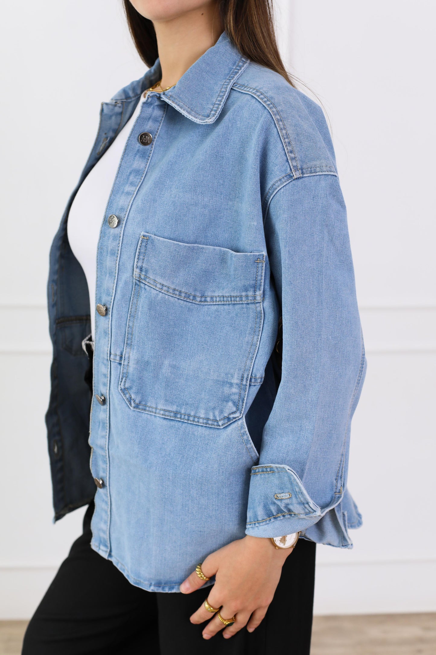 Essential Everyday Denim Jacket with Pockets - light blue