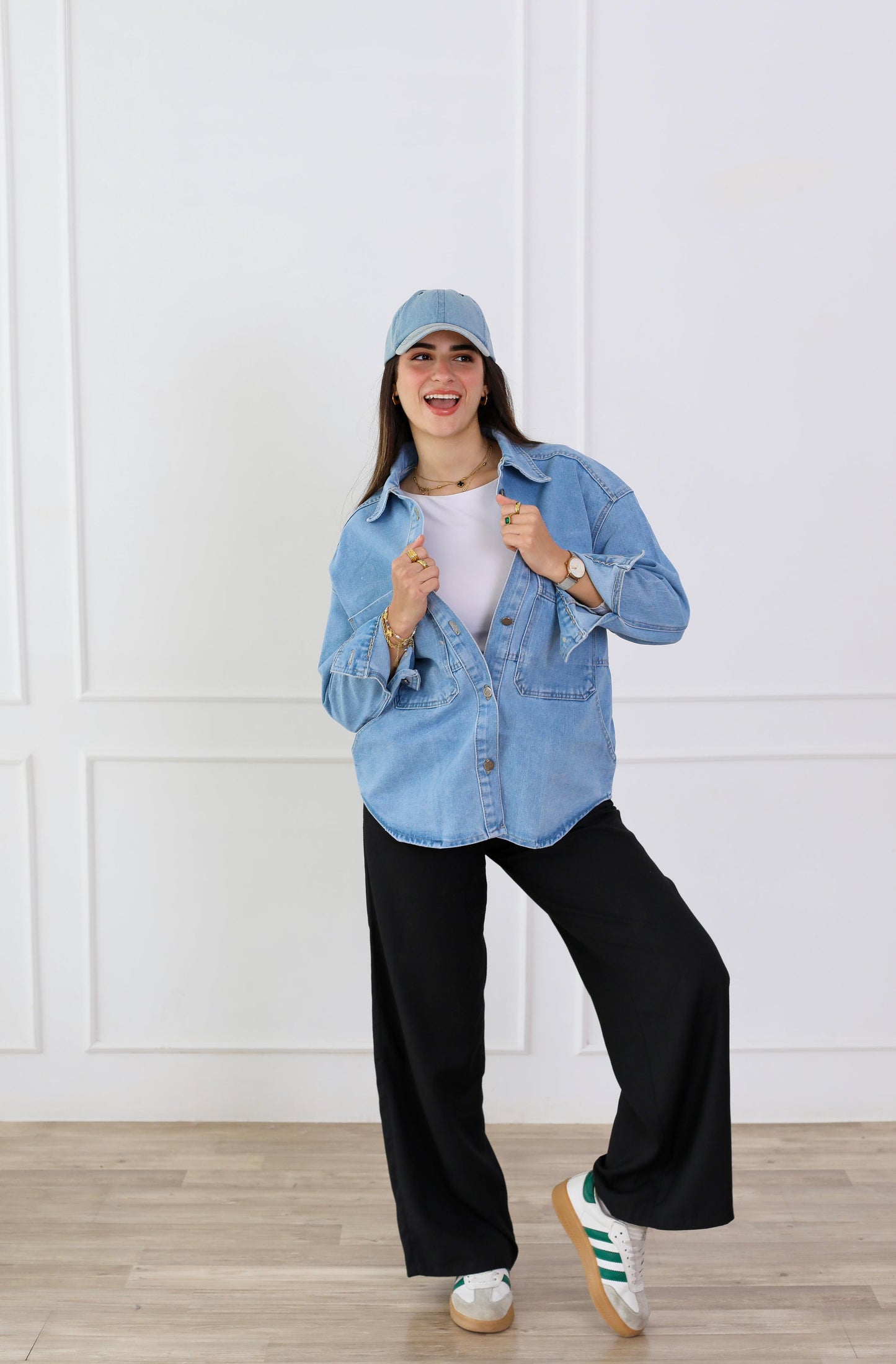Essential Everyday Denim Jacket with Pockets - light blue