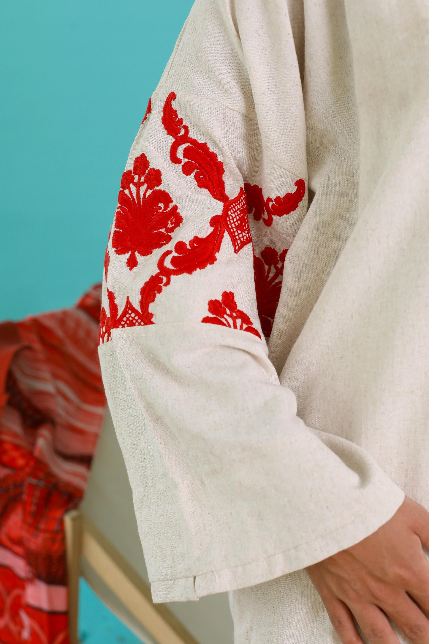 Santorini Embroidered Pure Linen Set