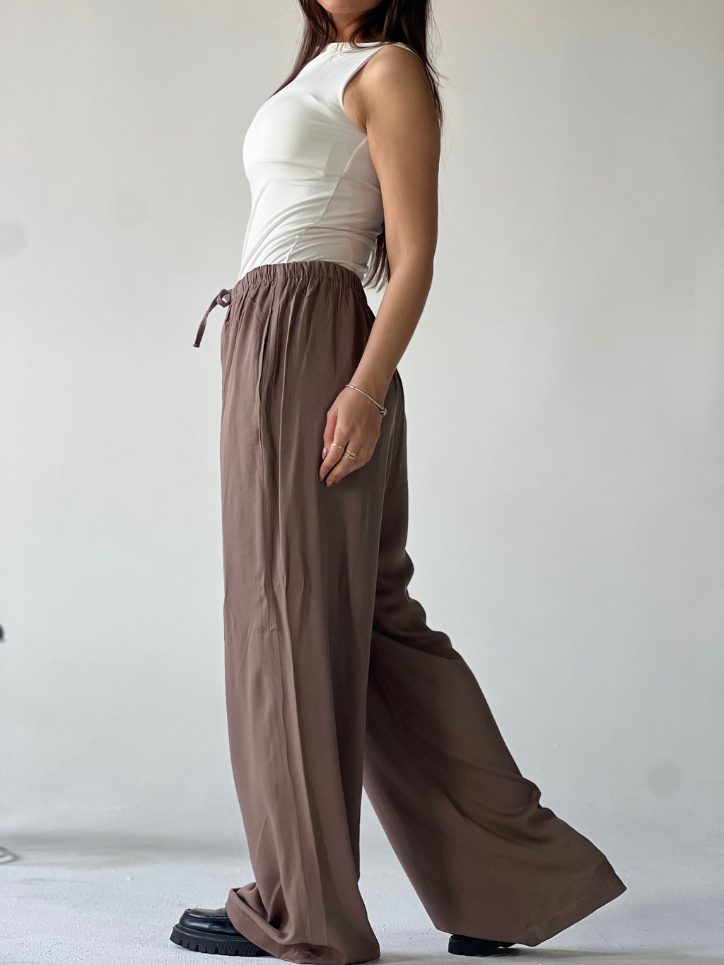 Summer Linen Elastic Waist Pants – Cafe