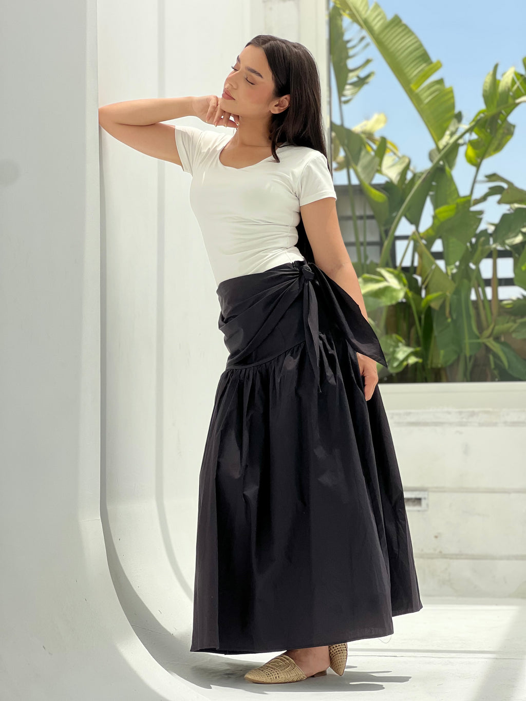 Side Tie Maxi Skirt-Black