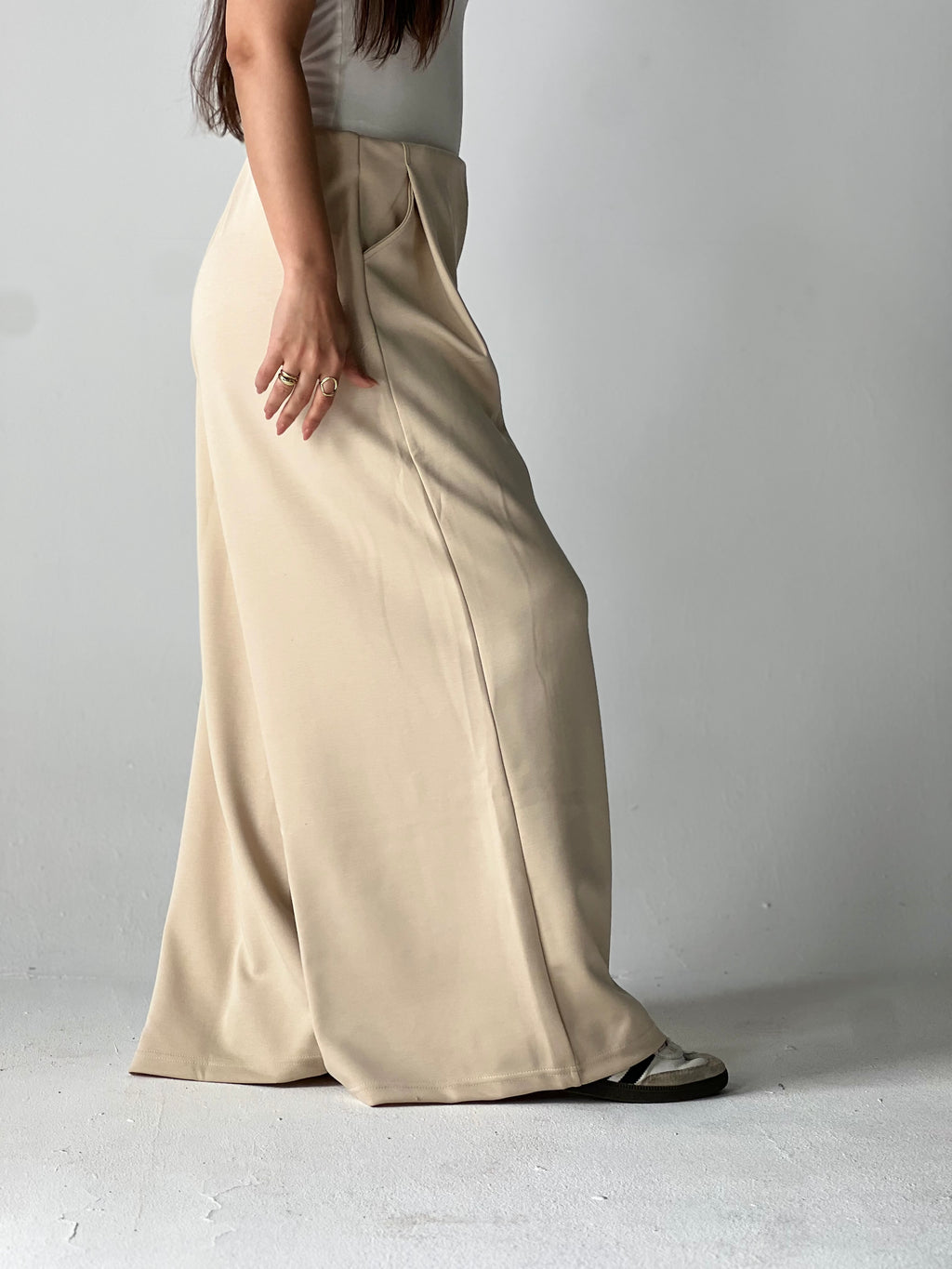 Wide-Leg Summer Melton Pants-Beige
