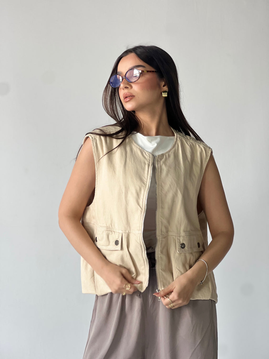 Oversized Cargo Zip Vest –Beige
