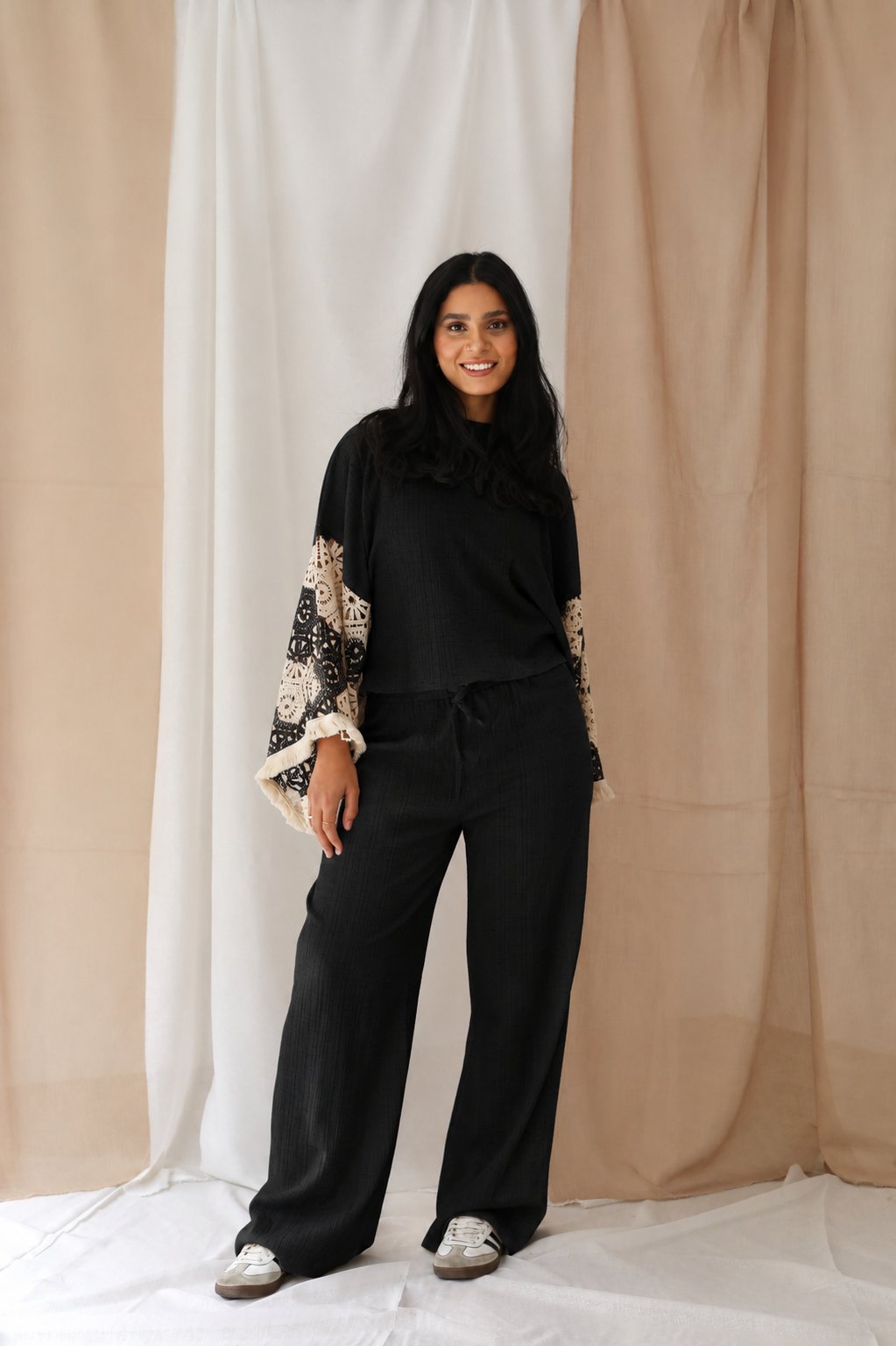 Moonlit Lace Set embroidered -Black