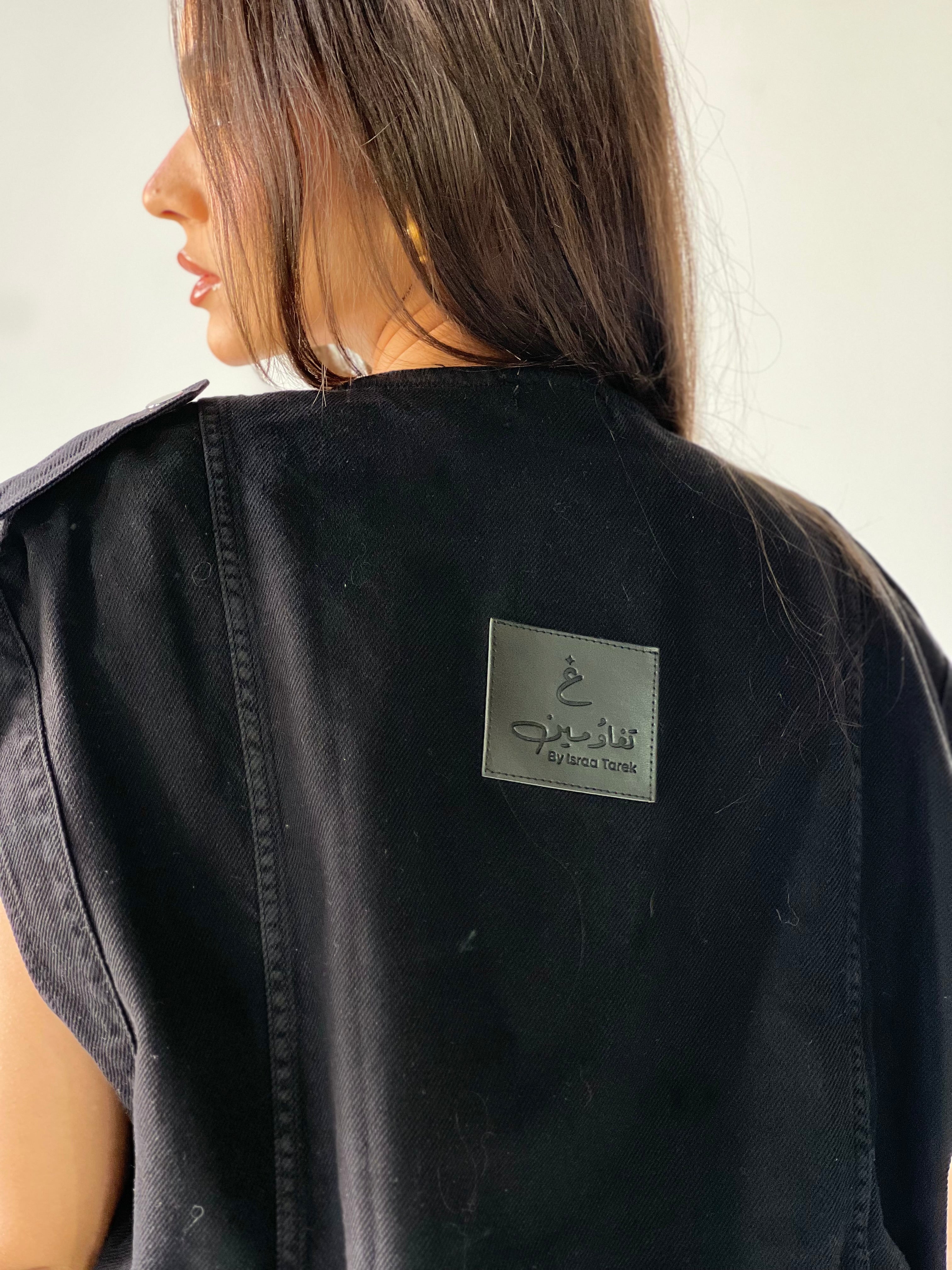 Oversized Long Cargo Vest –Black