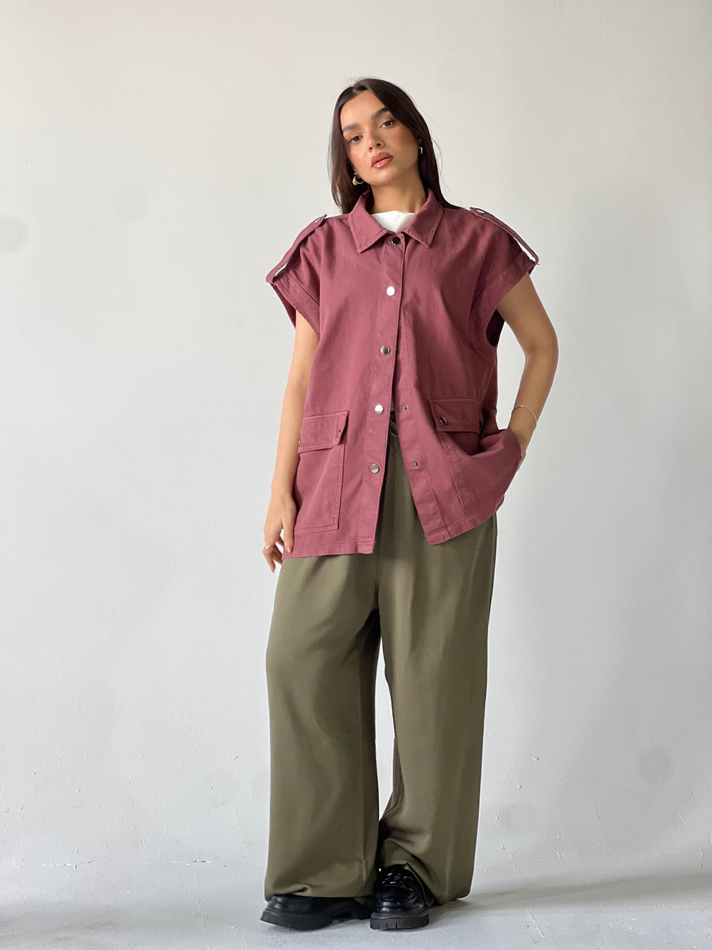 Oversized Long Cargo Vest – Burgundy
