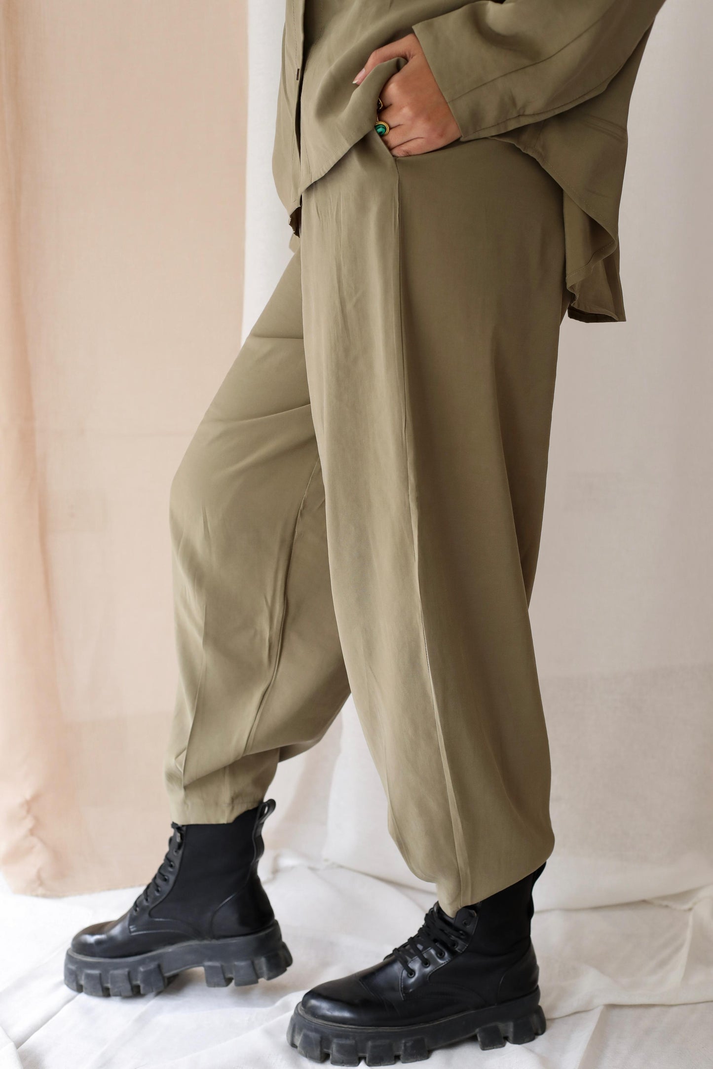 Minimalist Luxe Relaxed Set-oversized- Olive