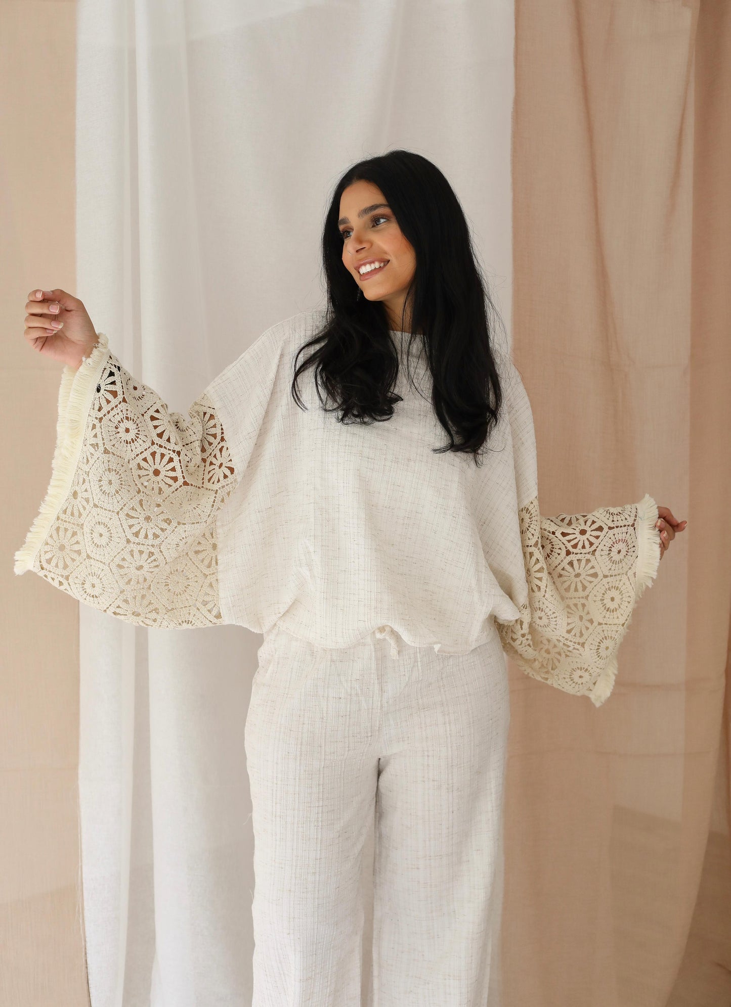 Moonlit Lace Set embroidered -off white