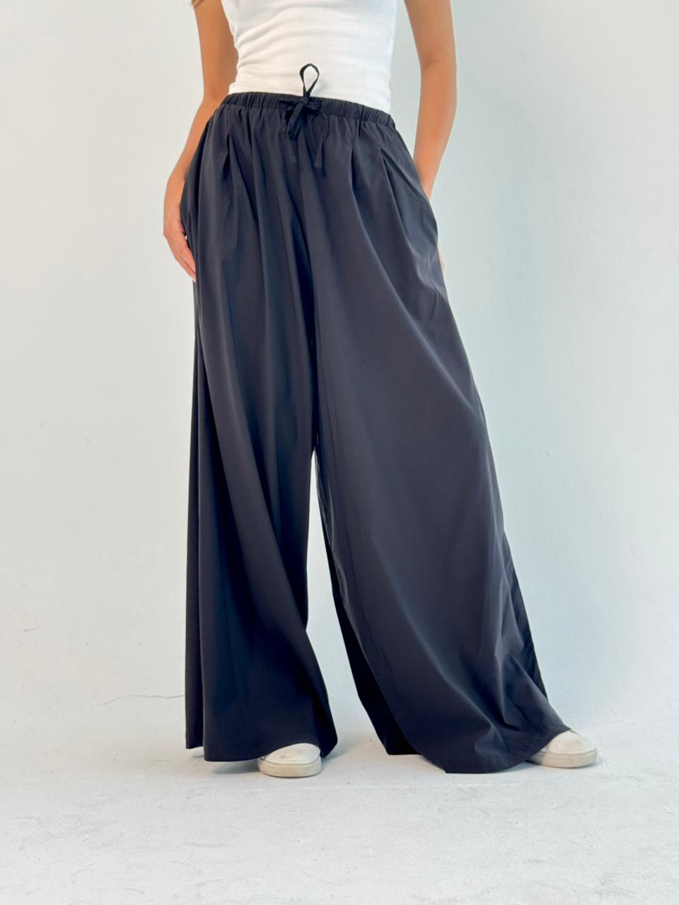 To-Go Wide Leg Pants- Black
