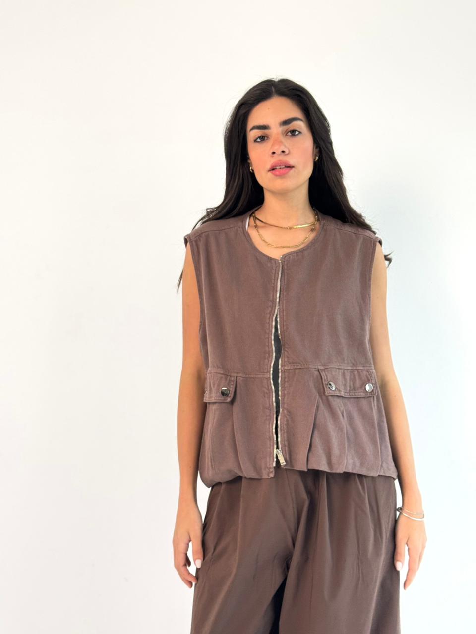 Oversized Cargo Zip Vest – Brown