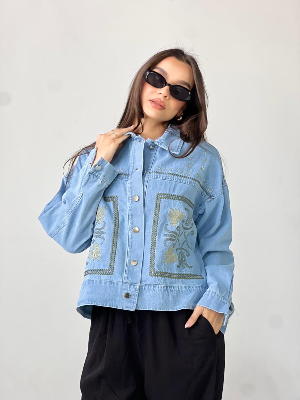 Statement Embroidered Summer Denim Jacket-Light Blue X mint