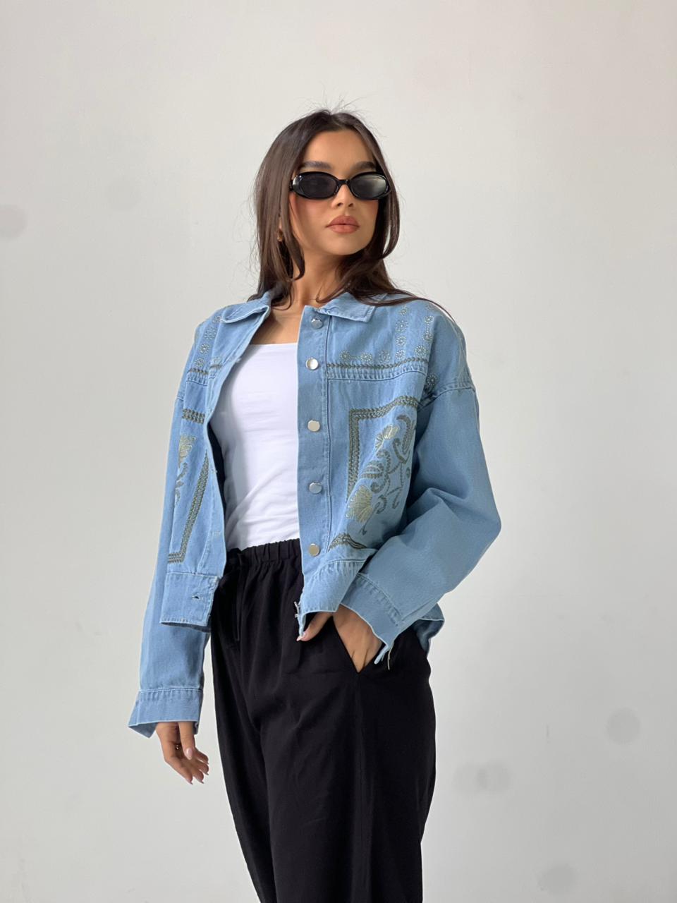 Statement Embroidered Summer Denim Jacket-Light Blue X mint
