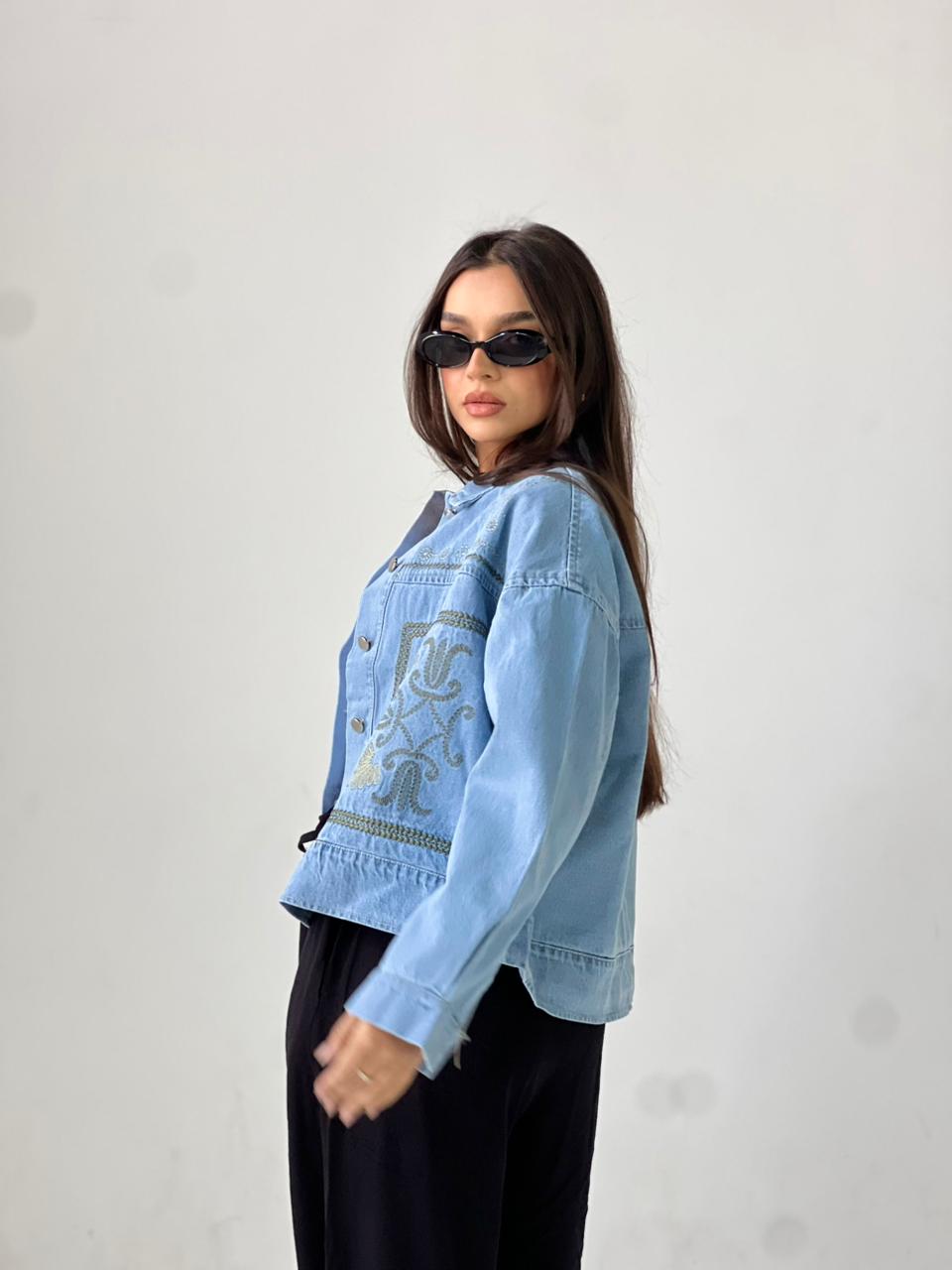Statement Embroidered Summer Denim Jacket-Light Blue X mint