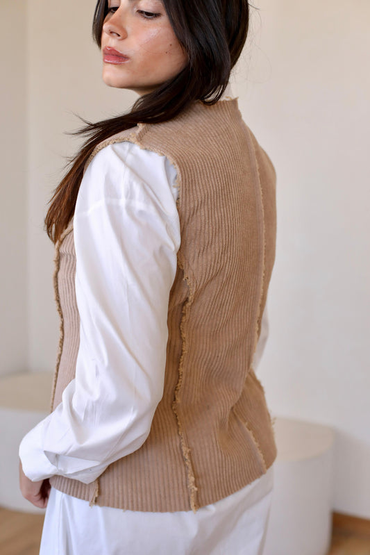 Fur vest
